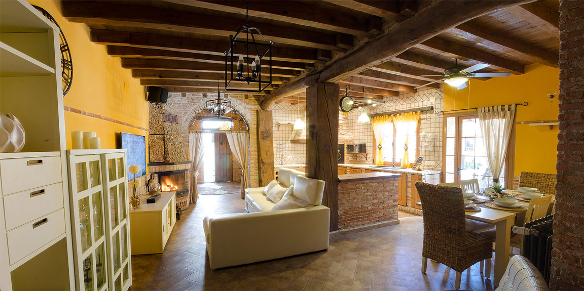 salon2-casa-rural-las-herencias